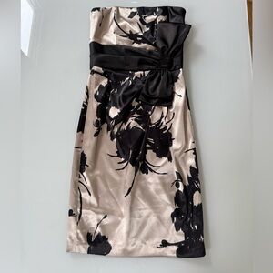 White House Black Market Strapless Bow Dress - Size 0